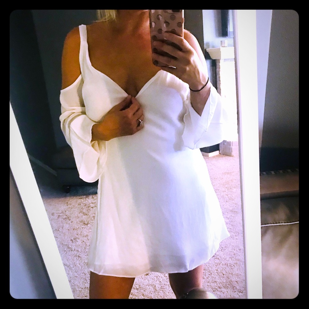 Lovers+Friends💥Sexy Low Cut Dress